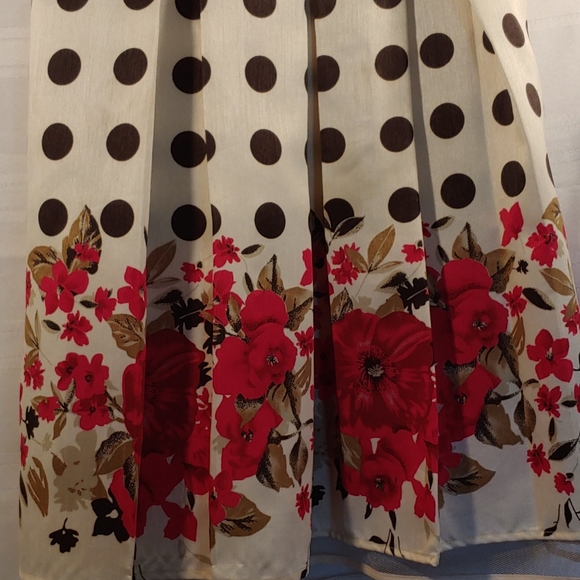 Disorderly Kids Dress - Picture 2 of 4